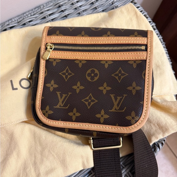Louis Vuitton Brown Monogram Bosphore Bum Bag - Picture 1 of 14